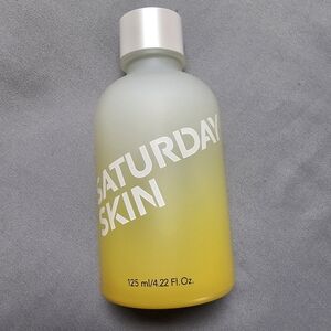 Saturday Skin Yellow Body Moisturizer